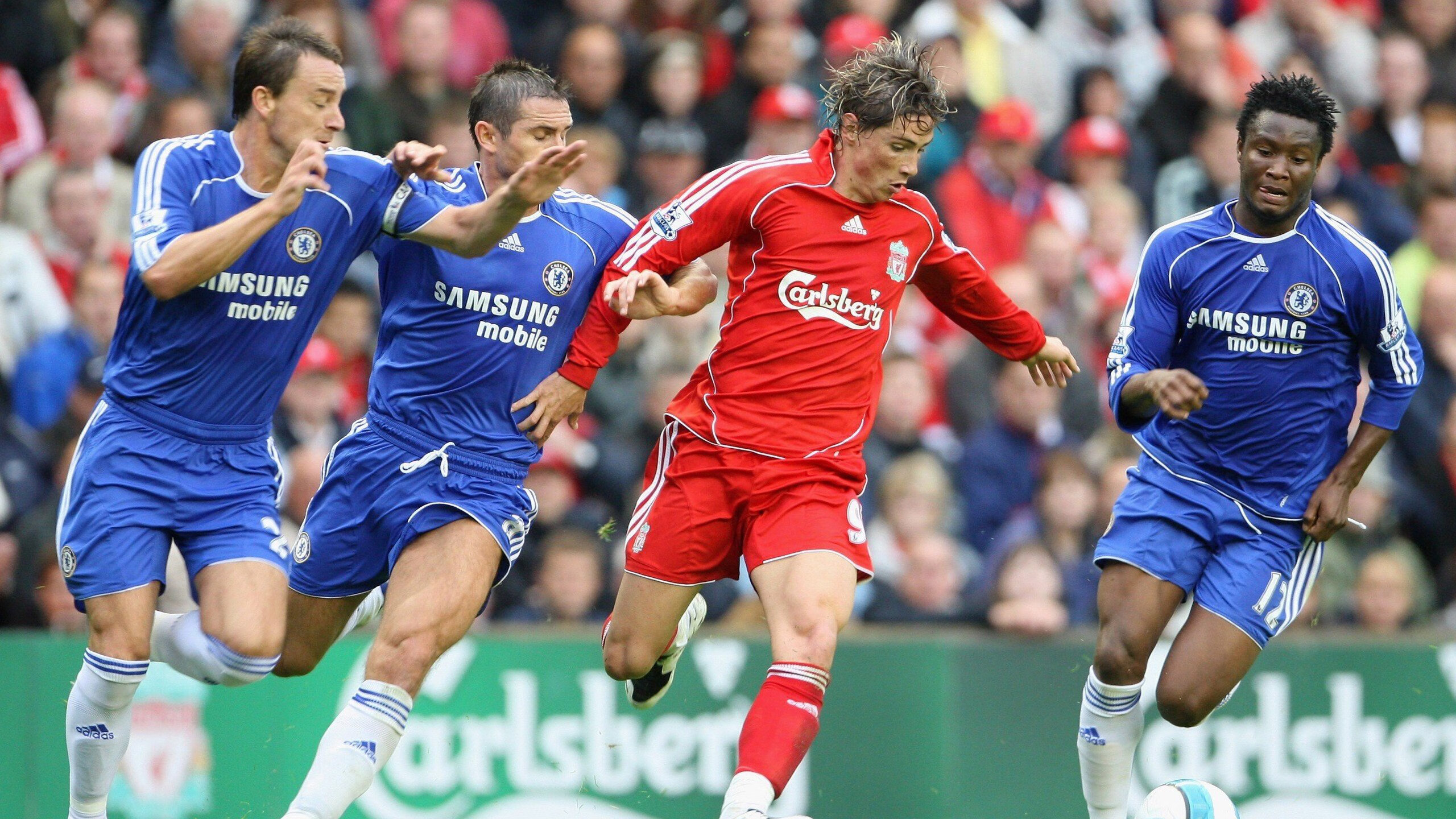 足球运动在高校课外活动中受欢迎程度提升，高校开展足球运动的意义